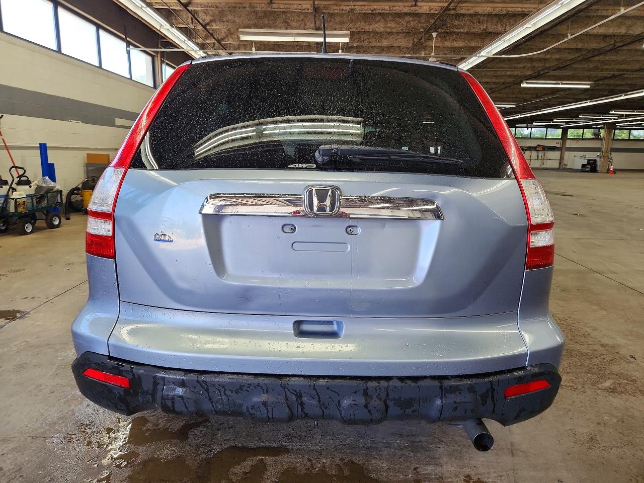 2007 Honda CR-V VIN JHLRE48557C038643 COPART salvage auction — Side, IL - CERT OF TITLE-CORRECTED, sold $2,750 on 2026-07-09 (photo 6)