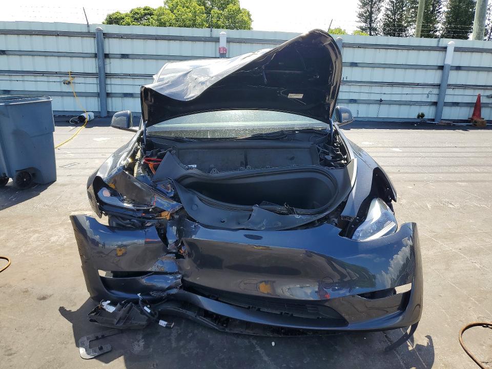 2024 Tesla VIN 7SAYGDED4RF038592 COPART salvage auction — FRONT END, Salvage Title, sold $200 on 2026-07-27 (photo 5)