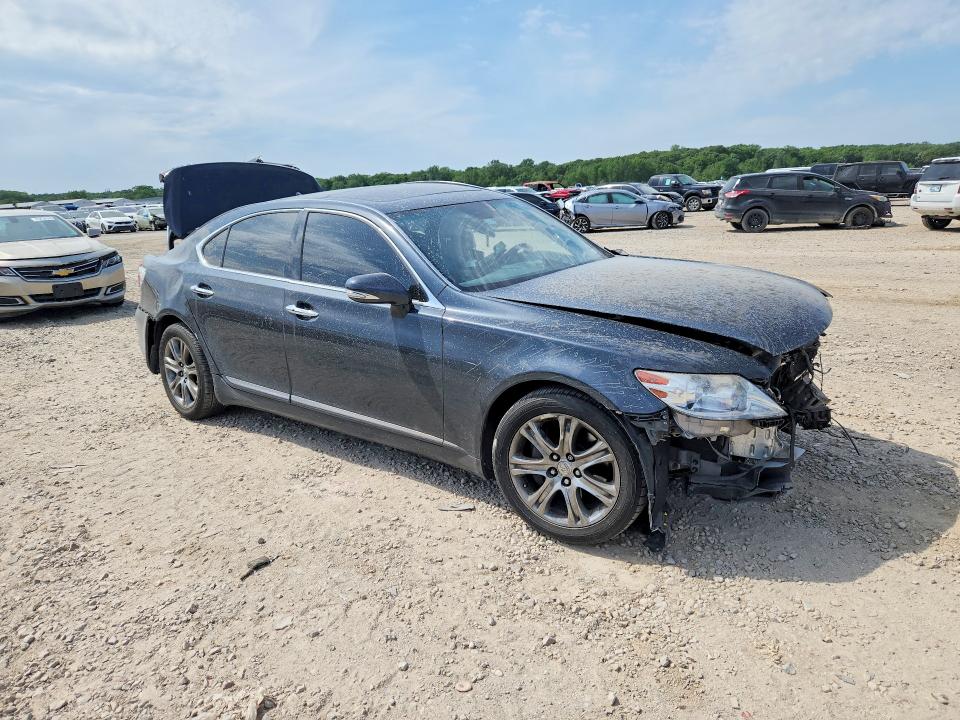 2010 Lexus Ls VIN JTHBL5EF2A5095464 COPART salvage auction — ALL OVER, TX - NONREPAIRABLE TITLE, sold $100 on 2026-07-28 (photo 4)
