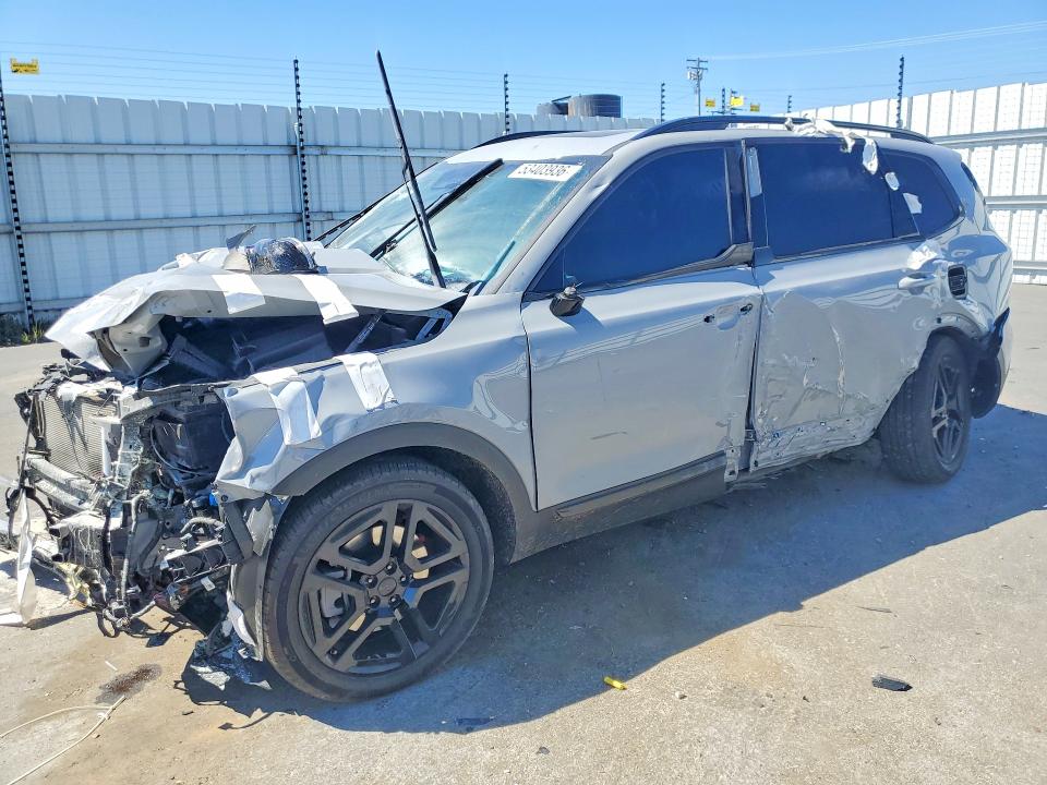 2025 Kia Telluride VIN 5XYP5DGC0SG584422 — COPART salvage auction photo