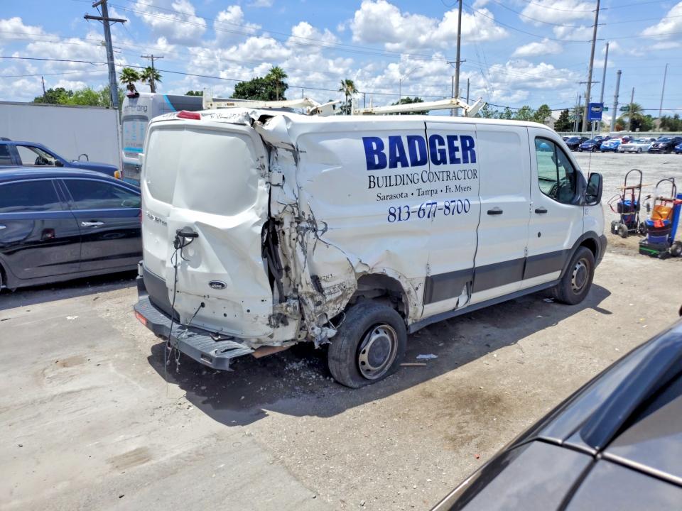 2019 Ford Transit VIN 1FTYR1ZM0KKB23549 COPART salvage auction — REAR END, Fl - Cert Of Title Slvg Rebuildable, sold $2,000 on 2026-07-06 (photo 3)