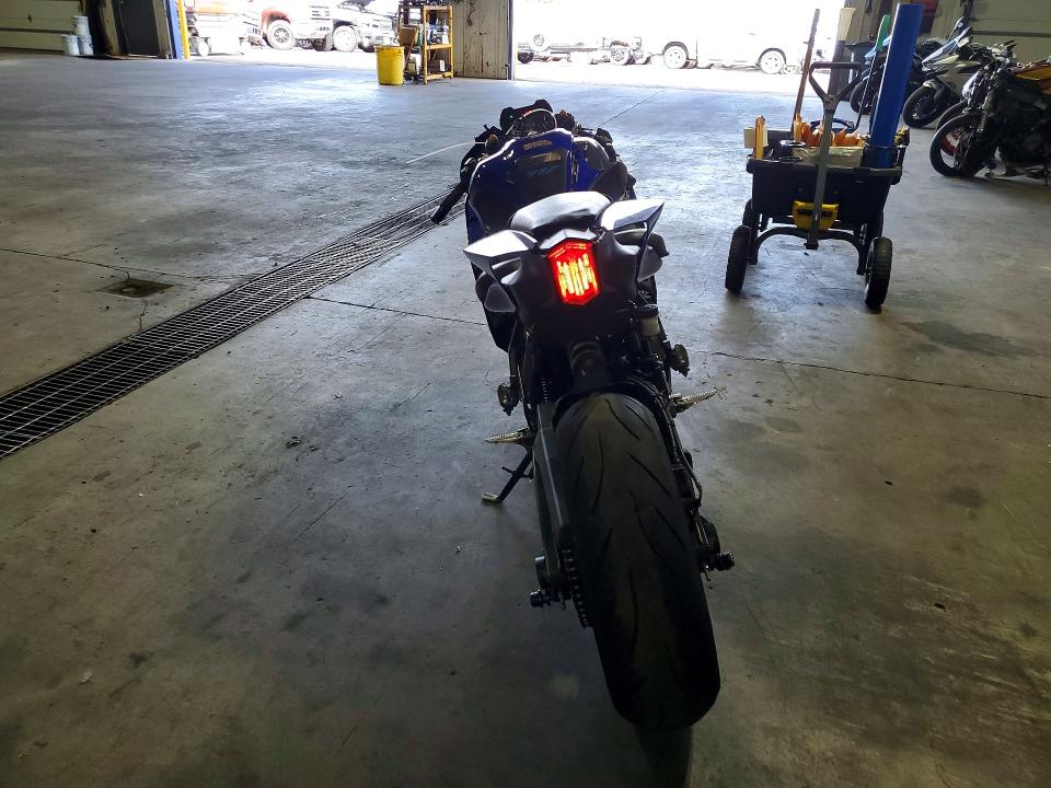 2022 Yamaha Yzf VIN JYARM38E9NA002534 COPART salvage auction — FRONT END, Co - Public - Salvage Title, sold $1,700 on 2026-07-09 (photo 4)