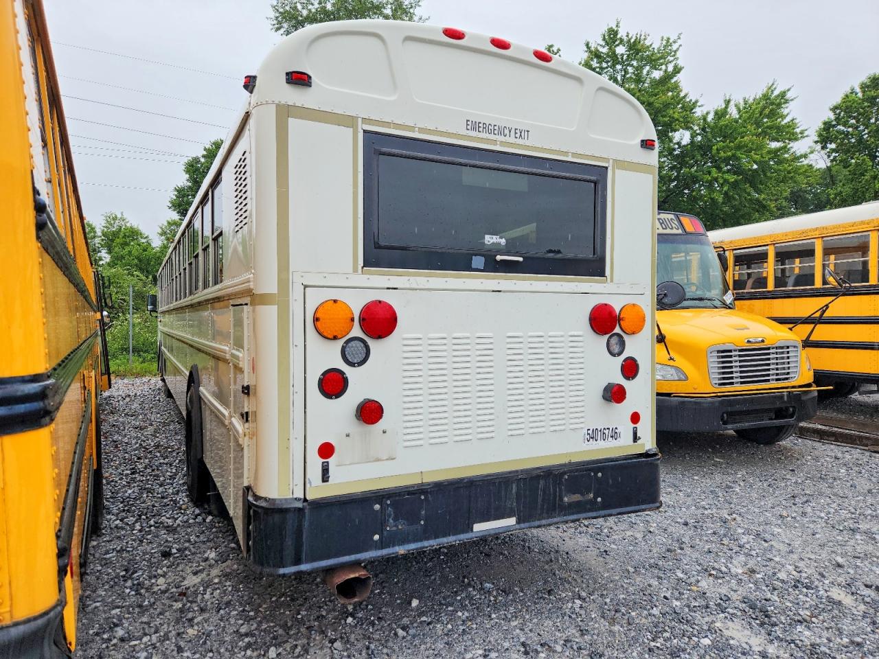 2016 Ic Corporation 3000 VIN 4DRBXAAN6GB115345 COPART salvage auction — Mechanical, MO - DEALER ONLY CLEAN TITLE, sold $5,000 on 2026-09-15 (photo 3)