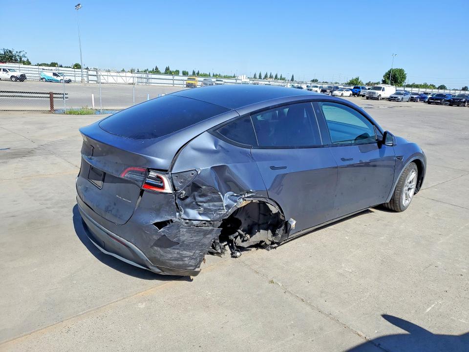 2021 Tesla Model y VIN 5YJYGDEE4MF063149 COPART salvage auction — REAR END, Ca - Salvage Certificate, sold $6,000 on 2026-07-06 (photo 3)