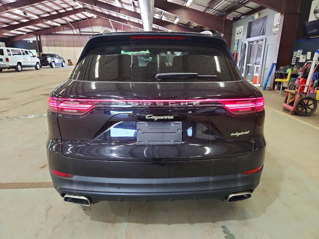 2019 Porsche Cayenne VIN WP1AE2AY4KDA50934 COPART salvage auction — Minor Dent/Scratches, PA - CERT OF TITLE (P), sold $18,700 on 2026-07-02 (photo 6)