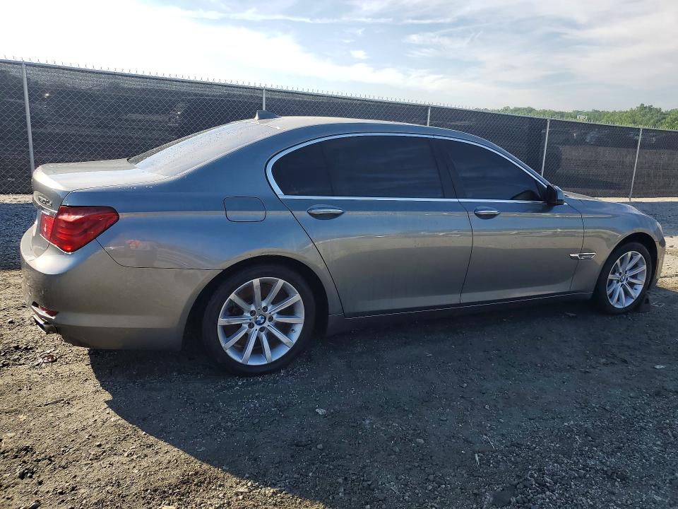 2012 BMW 7 series VIN WBAKB8C52CC963698 COPART salvage auction — ENGINE BURN, Sc - Cert Of Title-Salvage, sold $700 on 2026-07-13 (photo 3)