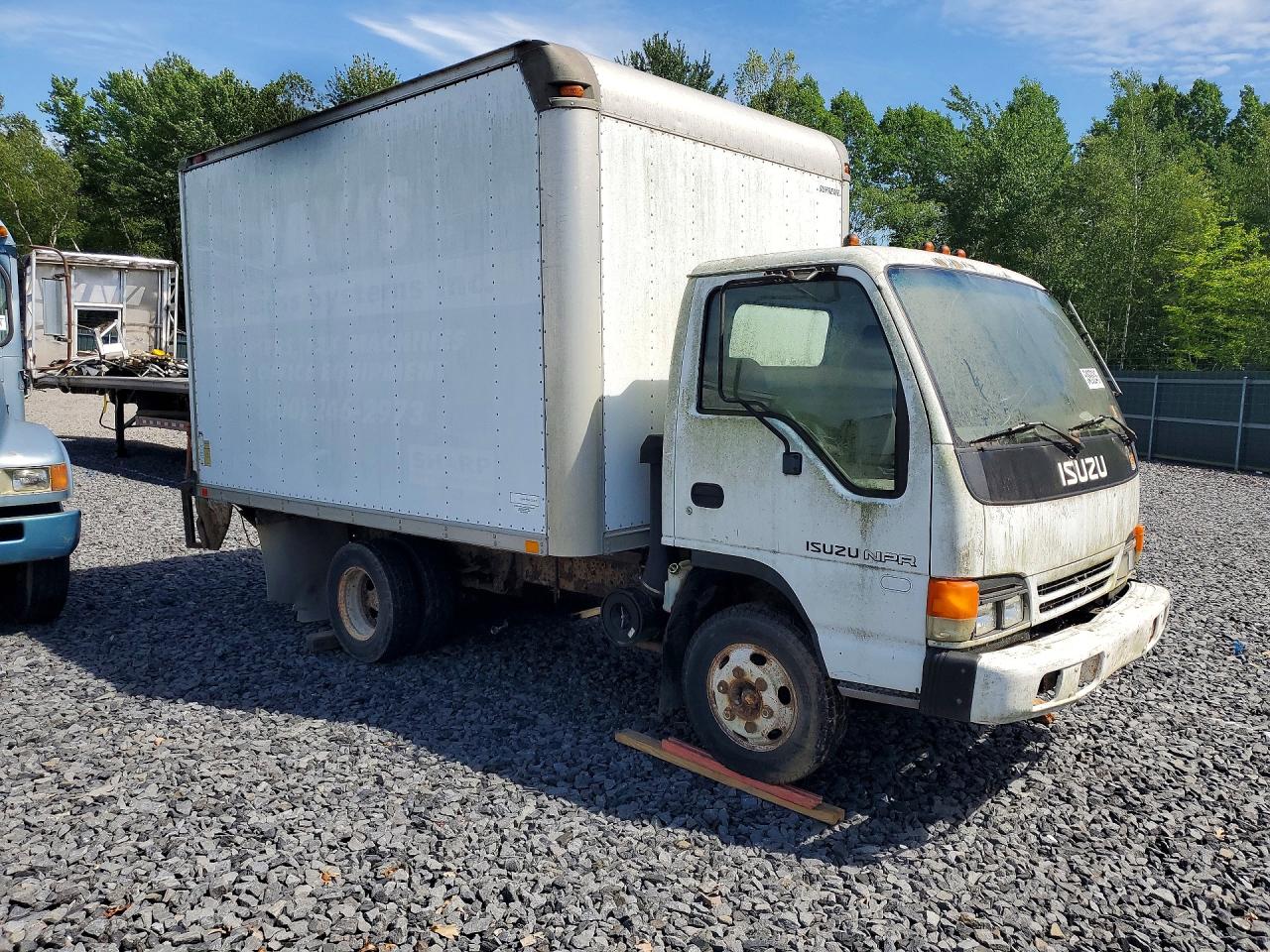 2003 Isuzu NPR VIN 4KLB4B1R53J800488 COPART salvage auction — Normal Wear, PA - CERT OF TITLE, sold $30 on 2026-07-07 (photo 4)