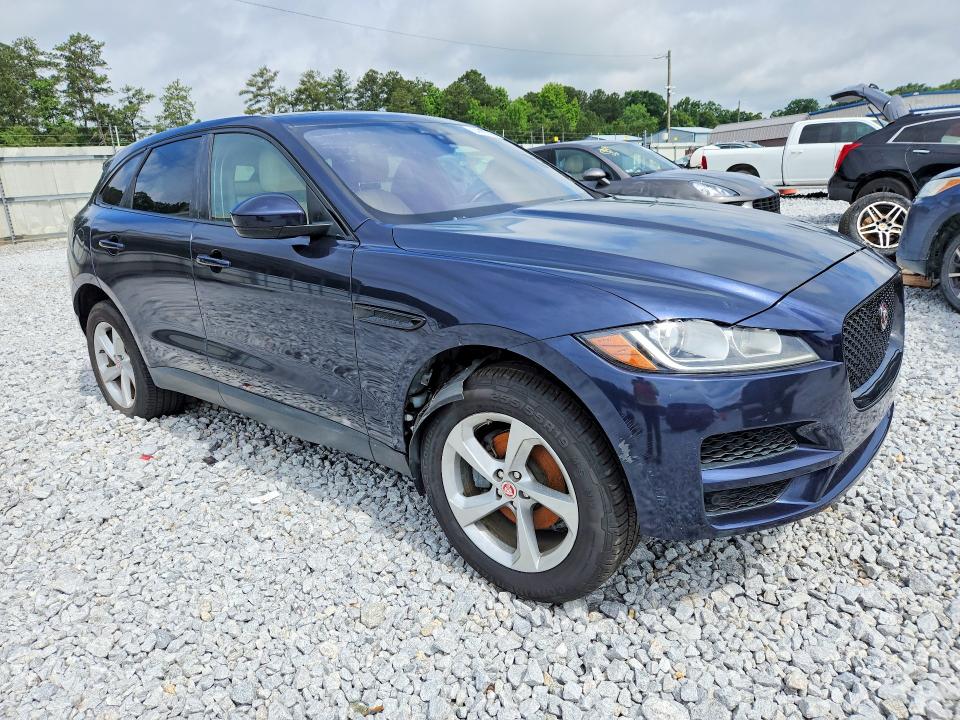 2019 Jaguar F-pace VIN SADCJ2FX8KA366235 COPART salvage auction — MECHANICAL, Wv - Certificate Of Title, sold $4,150 on 2026-07-02 (photo 4)