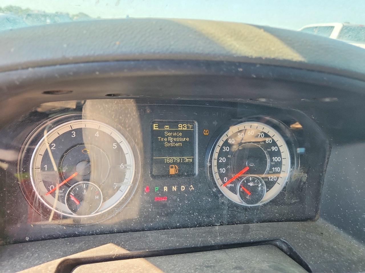 2018 Ram 1500 VIN 1C6RR6GT7JS169056 COPART salvage auction — Rear End, IN - CERTIFICATE OF TITLE (P), sold $2,450 on 2026-07-02 (photo 9)