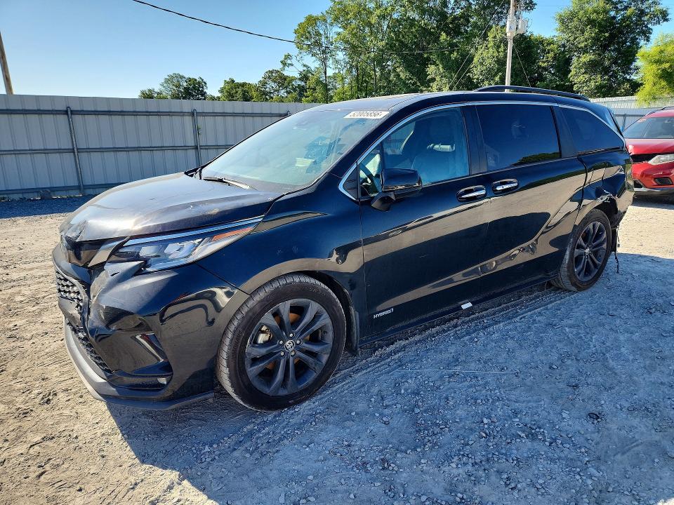 2021 Toyota Sienna VIN 5TDDRKEC4MS051042 COPART salvage auction — REAR END, Nc - Salvage Certificate Of Title, sold $5,500 on 2026-07-29 (photo 1)