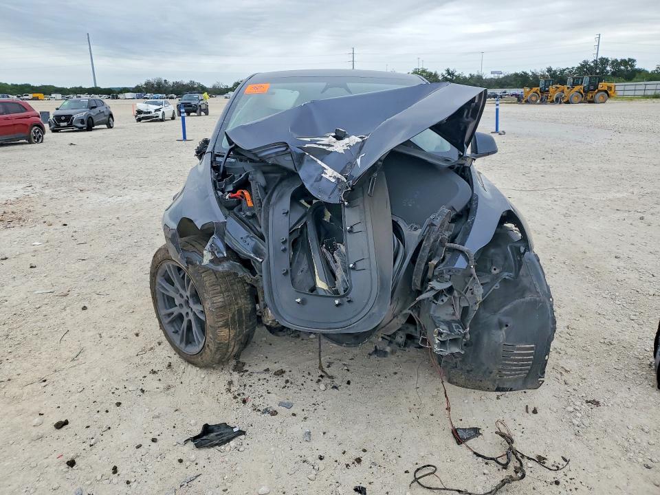 2024 Tesla Model y VIN 7SAYGDEDXRA331457 COPART salvage auction — FRONT END, Tx - Salvage Vehicle Title, sold $3,500 on 2026-07-02 (photo 5)