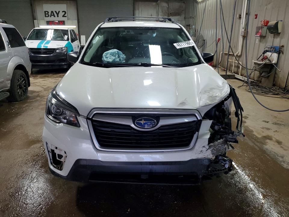 2019 Subaru Forester VIN JF2SKACC1KH458070 COPART salvage auction — FRONT END, Il - Salvage Certificate, sold $4,100 on 2026-07-07 (photo 5)