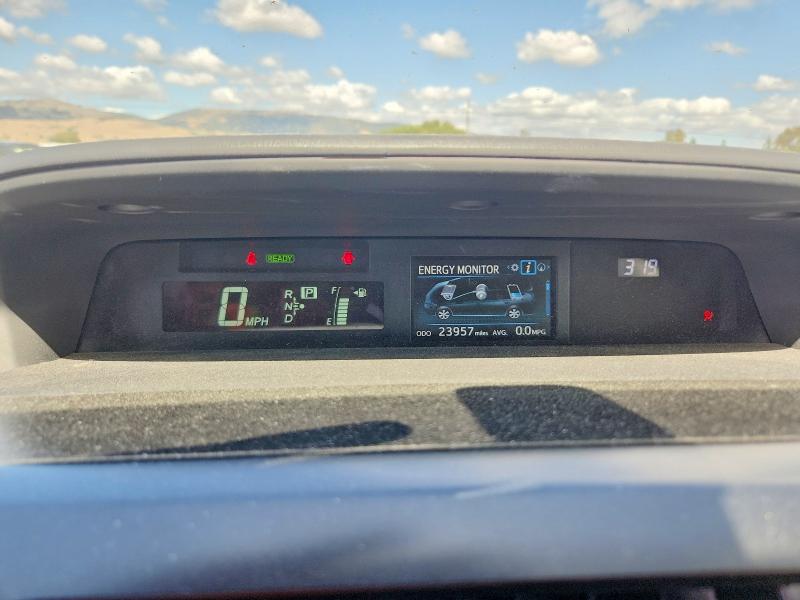 2016 Toyota Prius VIN JTDZN3EU5GJ043503 COPART salvage auction — FRONT END, CA - SALVAGE CERTIFICATE, sold $7,000 on 2026-07-28 (photo 9)