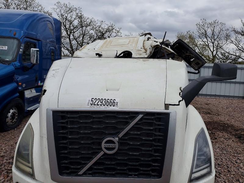 2018 Volvo VIN 4V4WC9EH5JN902625 COPART salvage auction — ROLLOVER, Mn - Cert Of Title-Salvage, sold $3,900 on 2026-07-09 (photo 9)