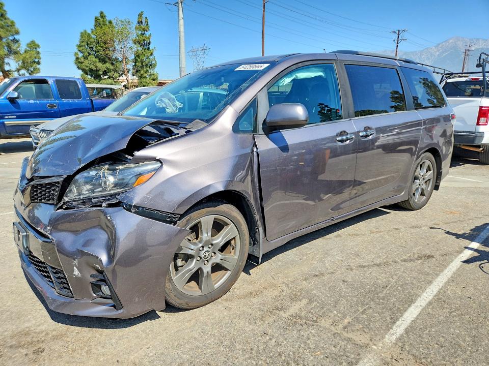 2020 Toyota Sienna VIN 5TDXZ3DCXLS087367 COPART salvage auction — FRONT END, Ca - Salvage Certificate, sold $11,200 on 2026-07-14 (photo 1)