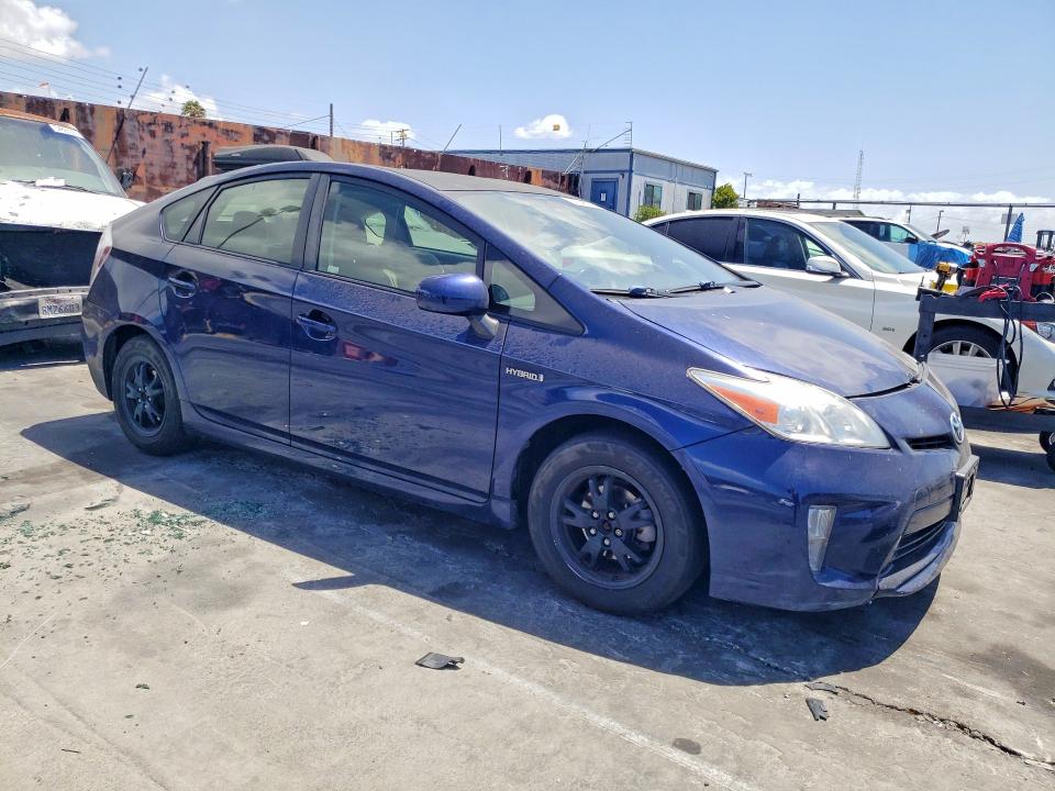 2014 Toyota VIN JTDKN3DU2E1769190 COPART salvage auction — VANDALISM, Ca - Salvage Certificate, sold $1,750 on 2026-07-10 (photo 4)