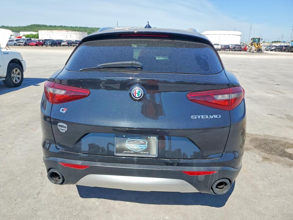 2018 Alfa romeo Stelvio VIN ZASFAKAN1J7B74253 COPART salvage auction — MINOR DENT/SCRATCHES, Fl - Certificate Of Title, sold $5,200 on 2026-07-29 (photo 6)
