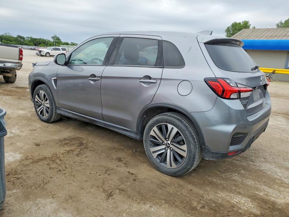 2021 Mitsubishi Outlander VIN JA4ARUAU8MU014840 COPART salvage auction — HAIL, Ks - Certificate Of Title, sold $6,100 on 2026-07-13 (photo 2)