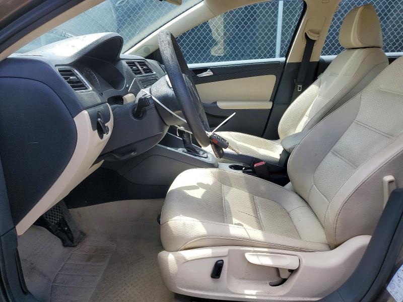 2014 Volkswagen Jetta VIN 3VWD07AJ7EM238592 COPART salvage auction — MINOR DENT/SCRATCHES, MI - CERTIFICATE OF TITLE, sold $850 on 2026-07-02 (photo 7)