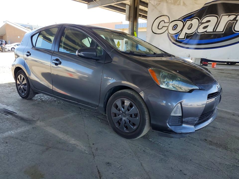 2014 Toyota Prius VIN JTDKDTB31E1059291 COPART salvage auction — REAR END, CA - SALVAGE CERTIFICATE, sold $1,100 on 2026-07-16 (photo 4)
