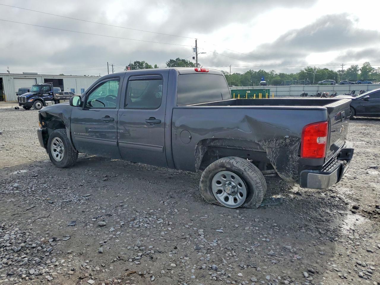 2011 Chevrolet Silverado 1500 VIN 3GCPCSEA5BG155709 COPART salvage auction — Rear End, AL - CERT OF TITLE-SALVAGE TITLE, sold $1,850 on 2026-06-25 (photo 2)