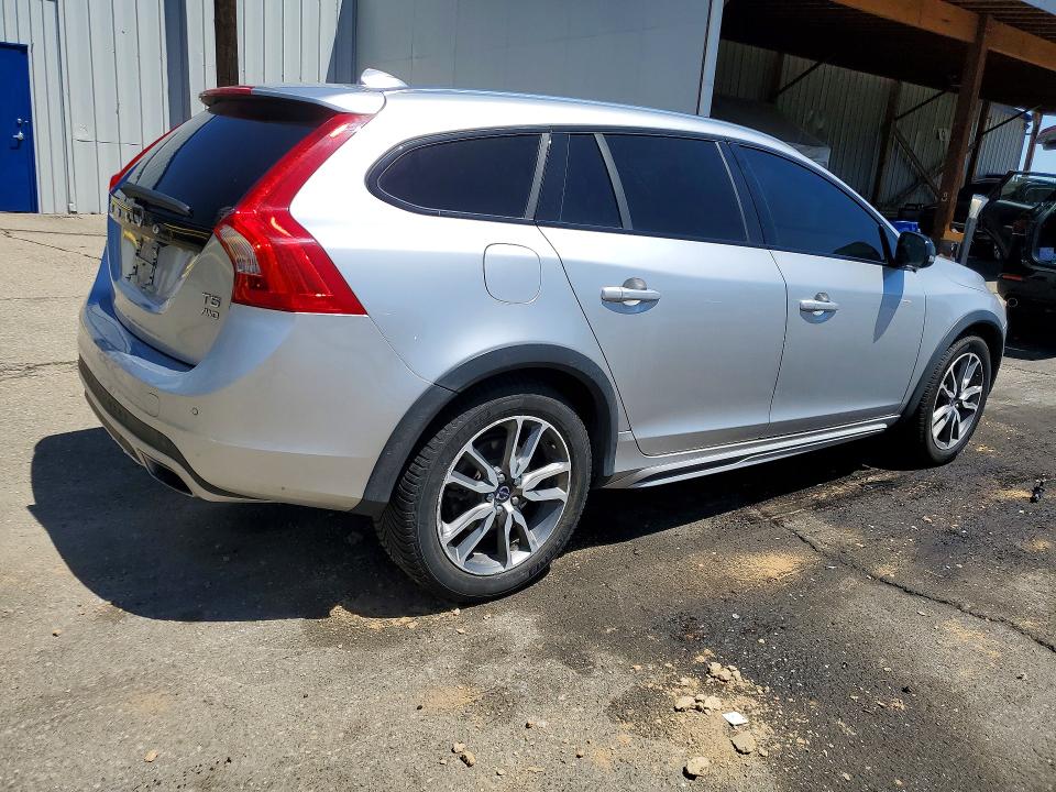 2016 Volvo V60 VIN YV4612HM6G1003397 COPART salvage auction — SIDE, Co - Public - Salvage Title, sold $1,600 on 2026-07-09 (photo 3)