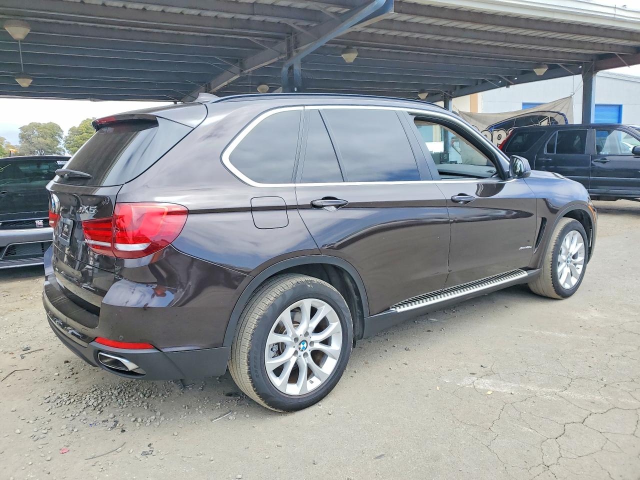 2016 BMW X5 VIN 5UXKT0C57G0F75473 COPART salvage auction — Minor Dent/Scratches, CA - DIS/DLR/EXP ONLY CLEAN TITLE, sold $3,150 on 2026-07-03 (photo 3)