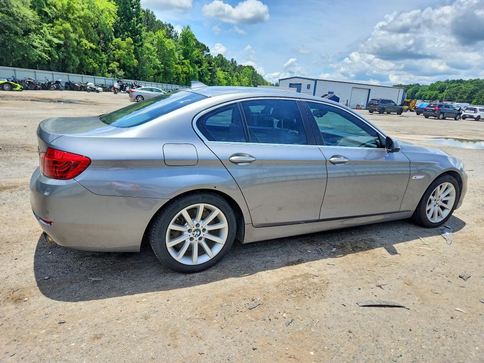 2014 BMW VIN WBA5B1C54ED481302 COPART salvage auction — MINOR DENT/SCRATCHES, Nj - Certificate Of Title, sold $2,100 on 2026-07-30 (photo 3)