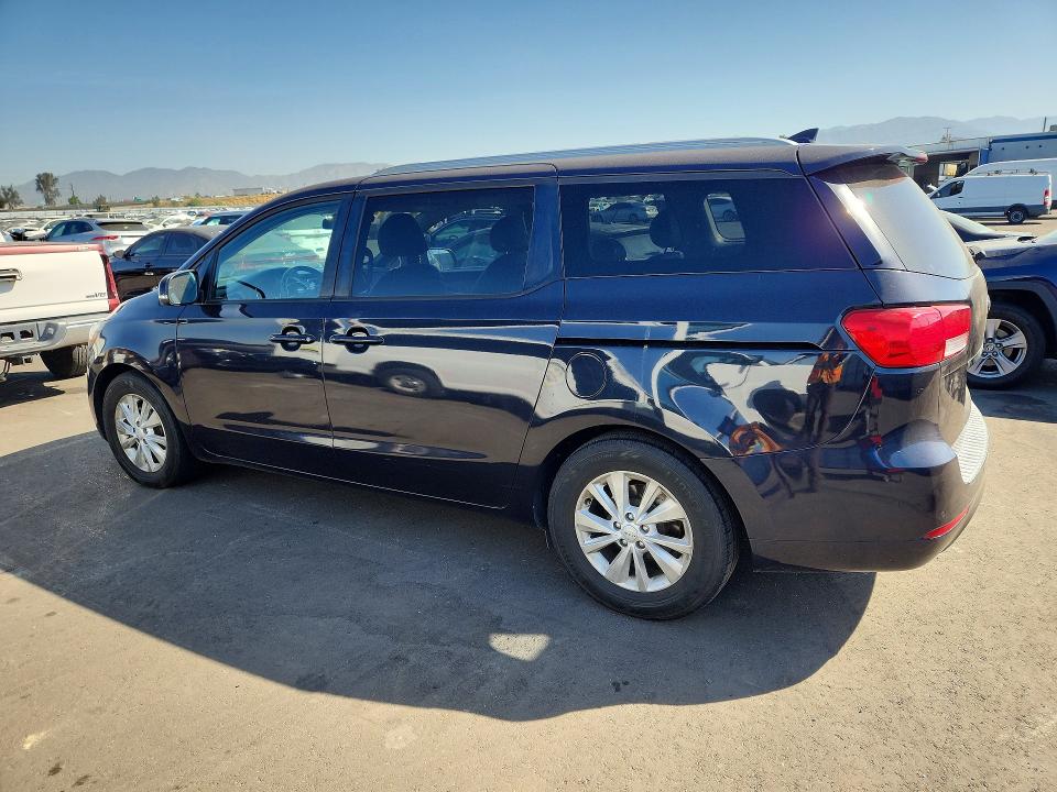 2017 Kia SEDONA VIN KNDMB5C17H6246758 COPART salvage auction — MINOR DENT/SCRATCHES, Ca - Dis/Dlr/Exp Only Clean Title (P), sold $1,450 on 2026-07-16 (photo 2)