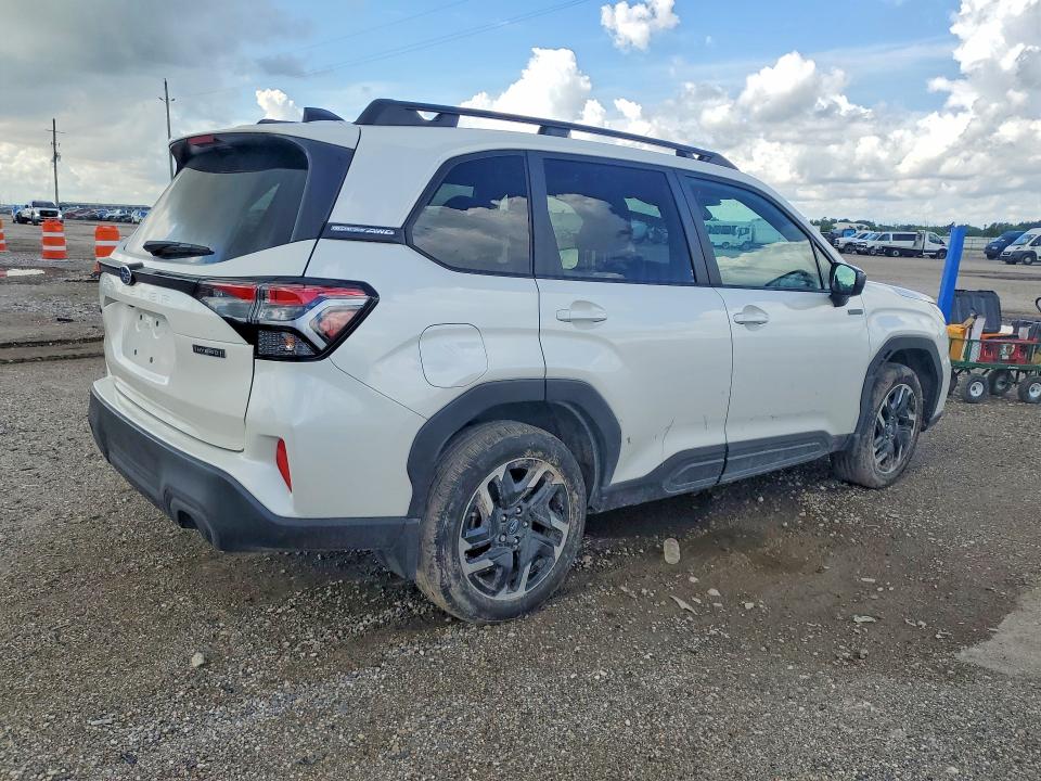2025 Subaru VIN JF2SLSED9SH454874 COPART salvage auction — FRONT END, Tx - Salvage Vehicle Title, sold $100 on 2026-07-30 (photo 3)