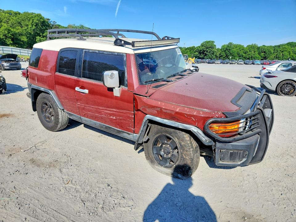 2008 Toyota Fj cruiser VIN JTEBU11F48K040907 COPART salvage auction — SIDE, Nc - Salvage Certificate Of Title, sold $1,850 on 2026-07-29 (photo 4)