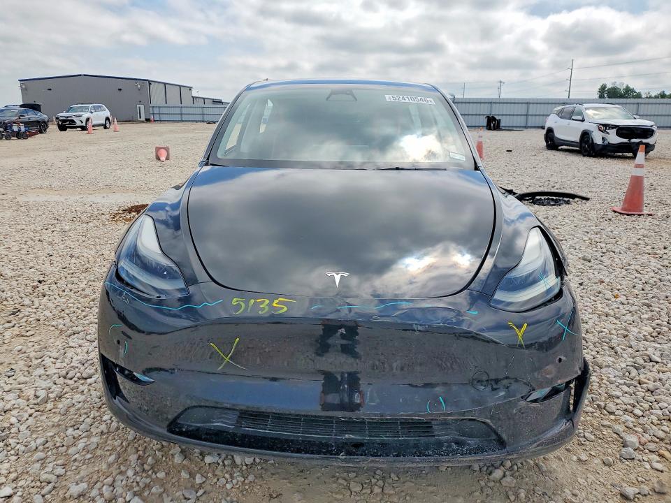 2022 Tesla Model y VIN 7SAYGDEF2NF547320 COPART salvage auction — FRONT END, Tx - Salvage Vehicle Title, sold $8,100 on 2026-07-23 (photo 5)