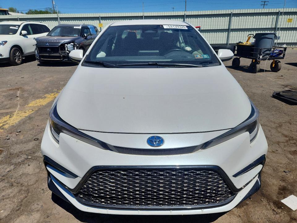 2024 Toyota Corolla VIN JTDBCMFE4R3036019 COPART salvage auction — VANDALISM, Pa - Certificate Of Salvage, sold $8,600 on 2026-07-31 (photo 5)