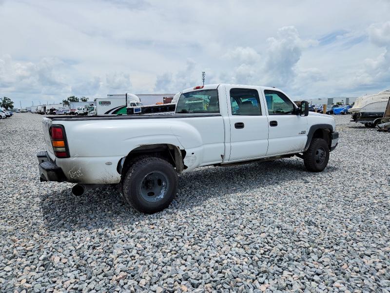 2007 Chevrolet Silverado 3500 VIN 1GCJC33D17F175103 COPART salvage auction — MINOR DENT/SCRATCHES, FL - CERT OF TITLE SLVG REBUILDABLE, sold $10,700 on 2026-07-29 (photo 4)