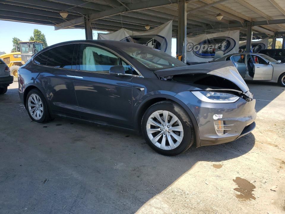 2018 Tesla Model x VIN 5YJXCAE22JF139572 COPART salvage auction — FRONT END, Ca - Salvage Certificate, sold $200 on 2026-07-28 (photo 4)