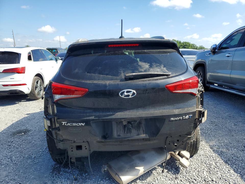 2017 Hyundai Tucson VIN KM8J33A22HU480488 COPART salvage auction — REAR END, Fl - Cert Of Title Slvg Rebuildable, sold $500 on 2026-07-28 (photo 6)