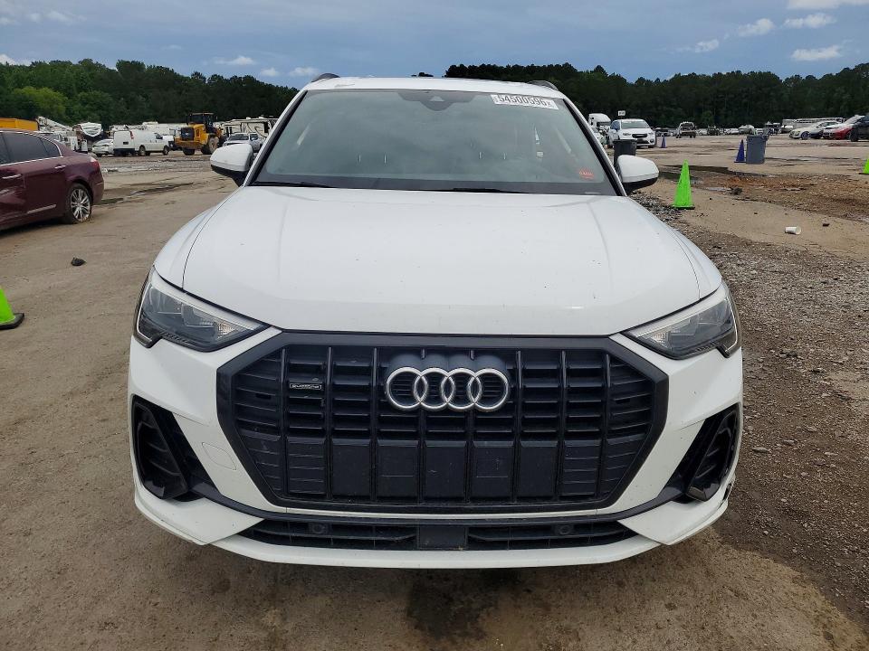 2021 Audi Q3 VIN WA1DECF35M1040588 COPART salvage auction — REAR END, MS - CERT OF TITLE-SALVAGED, sold $6,700 on 2026-07-31 (photo 5)