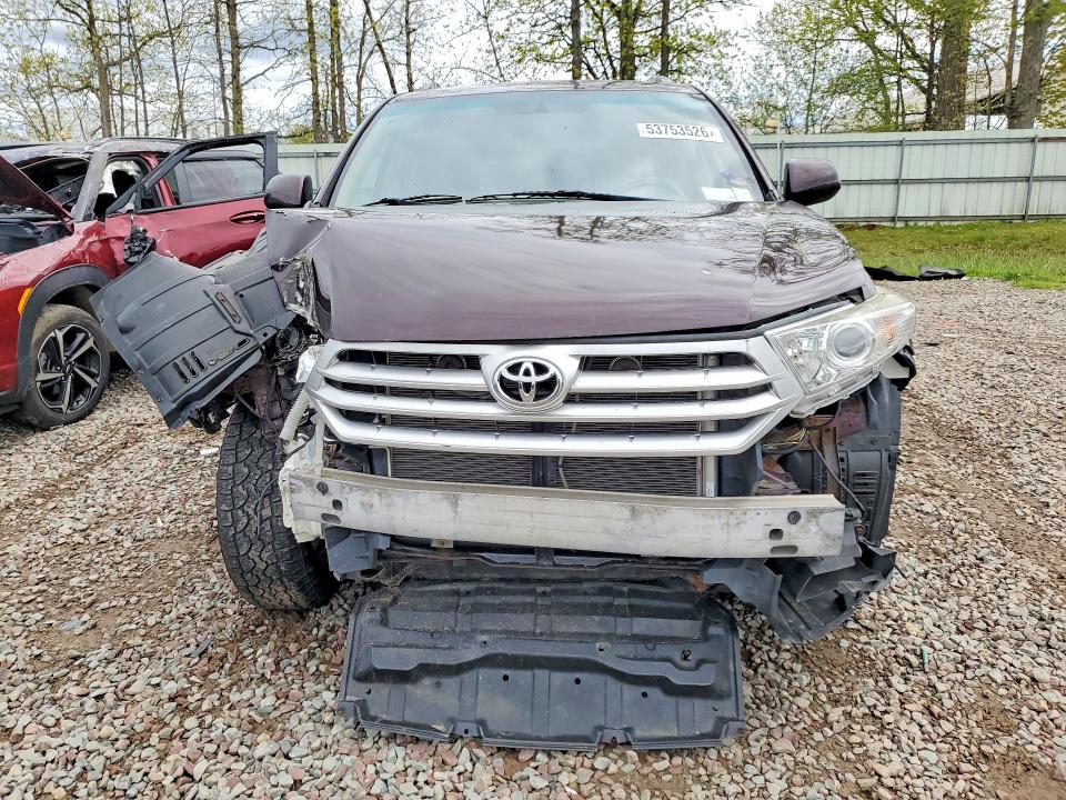 2011 Toyota Highlander VIN 5TDBK3EH2BS063474 COPART salvage auction — FRONT END, NY - MV-907A DISM-UNSATISFIED LIEN, sold $300 on 2026-07-22 (photo 5)