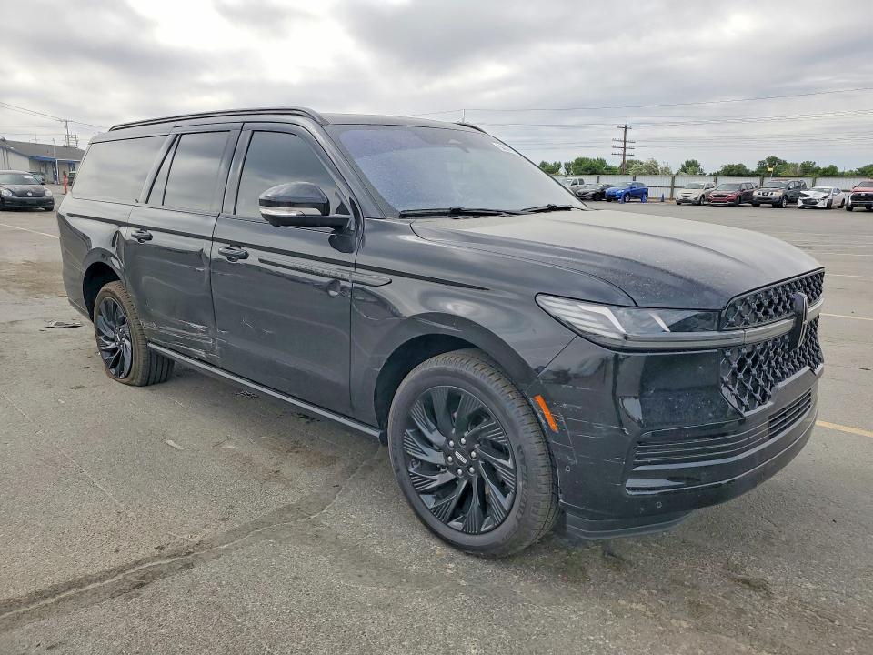 2025 Lincoln Navigator VIN 5LMJJ3LG5SEL13099 COPART salvage auction — SIDE, Id - Salvage Certificate Of Title, sold $67,500 on 2026-07-09 (photo 4)
