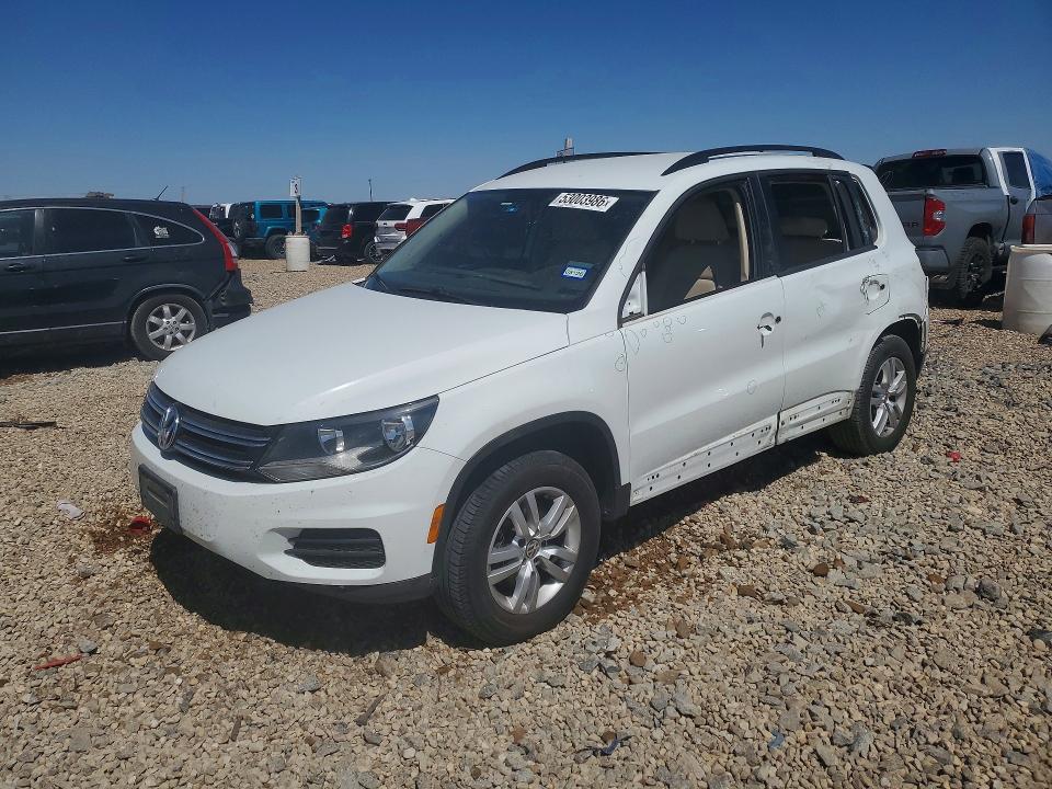 2016 Volkswagen Tiguan VIN WVGAV7AX5GW530705 COPART salvage auction — SIDE, Tx - Salvage Vehicle Title, sold $2,100 on 2026-07-07 (photo 1)