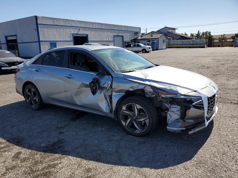 2022 Hyundai Elantra VIN 5NPLN4AG5NH077166 COPART salvage auction — FRONT END, NV - SALVAGE TITLE, sold $4,150 on 2026-07-22 (photo 4)