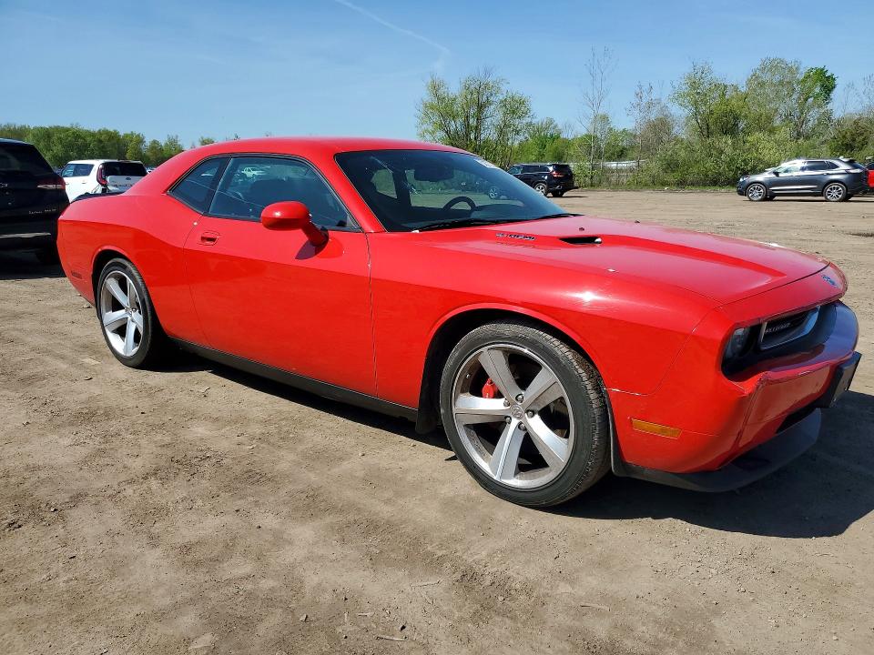 2010 Dodge Challenger VIN 2B3CJ7DW4AH115703 COPART salvage auction — VANDALISM, Mi - Cert Of Title-Salvage Vehicle, sold $10,500 on 2026-07-02 (photo 4)