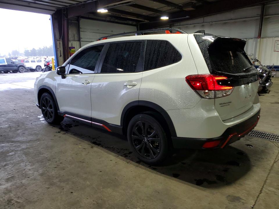 2024 Subaru Forester VIN JF2SKAGC9RH414466 COPART salvage auction — SIDE, Salvage Title, sold $10,100 on 2026-07-28 (photo 2)