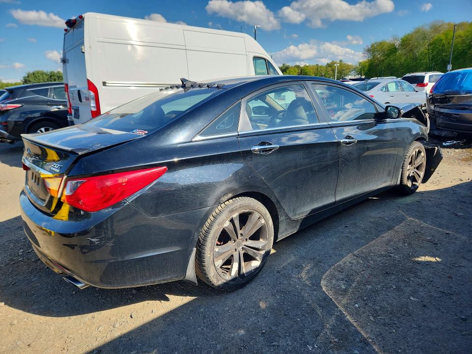 2011 Hyundai Sonata VIN 5NPEC4AB8BH297710 COPART salvage auction — FRONT END, MA - CERT OF TITLE-SALVAGE, sold $475 on 2026-07-02 (photo 3)