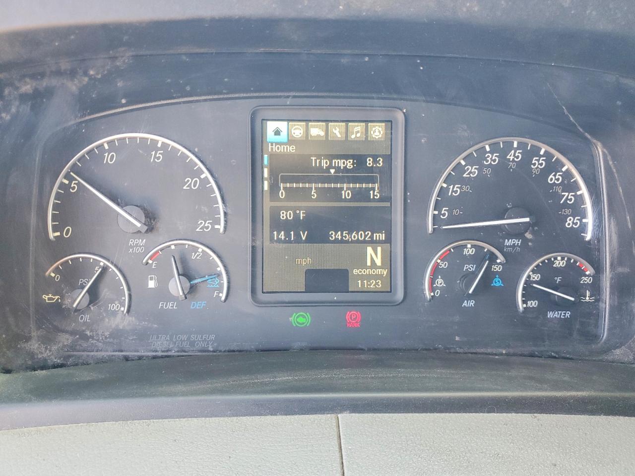2020 Freightliner Cascadia 126 VIN 3AKJHHDR5LSLP5709 COPART salvage auction — Normal Wear, PA - DIS/DLR/EXP ONLY CLEAN TITLE, sold $13,400 on 2026-07-10 (photo 8)