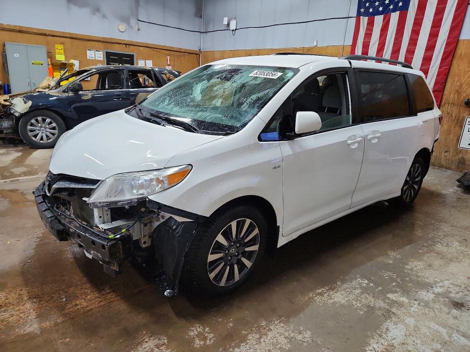 2020 Toyota Sienna VIN 5TDJZ3DC7LS229891 COPART salvage auction — REAR END, MI - CERTIFICATE OF TITLE, sold $2,950 on 2026-07-29 (photo 1)