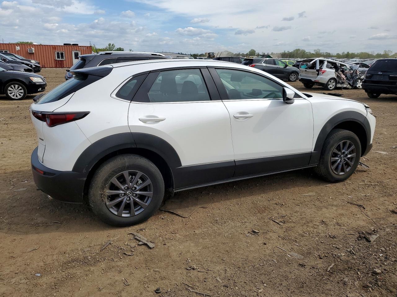 2024 Mazda CX-30 VIN 3MVDMBAM8RM632529 COPART salvage auction — Side, IL - SALVAGE CERTIFICATE, sold $4,300 on 2026-07-02 (photo 3)