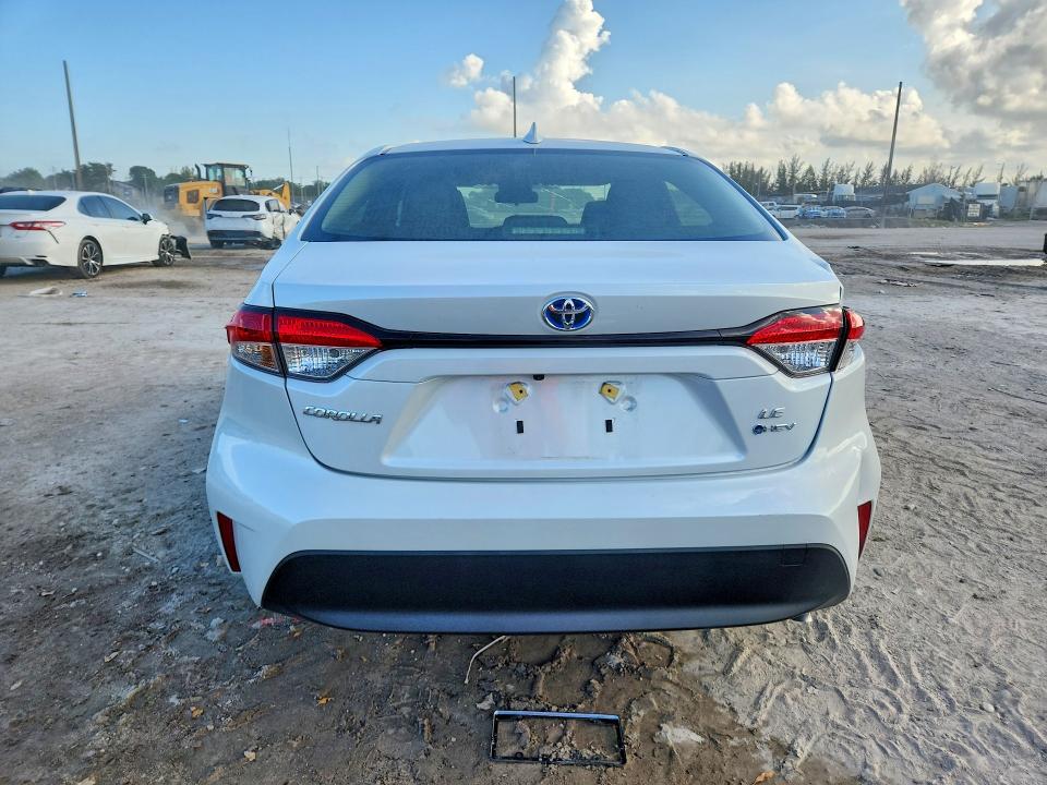 2025 Toyota Corolla VIN JTDBCMFE9SJ046417 COPART salvage auction — FRONT END, FL - CERTIFICATE OF DESTRUCTION, sold $1,300 on 2026-07-23 (photo 6)