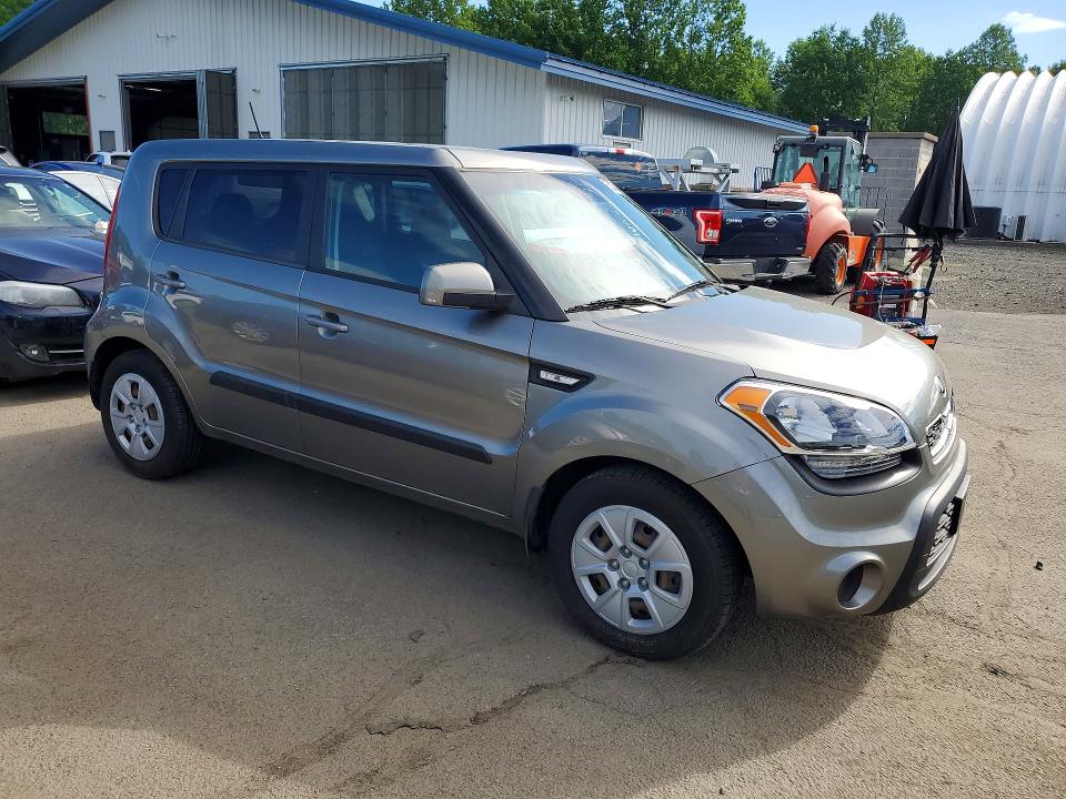 2013 Kia Soul VIN KNDJT2A50D7504529 COPART salvage auction — MINOR DENT/SCRATCHES, Ma - Certificate Of Title (P), sold $1,350 on 2026-07-21 (photo 4)
