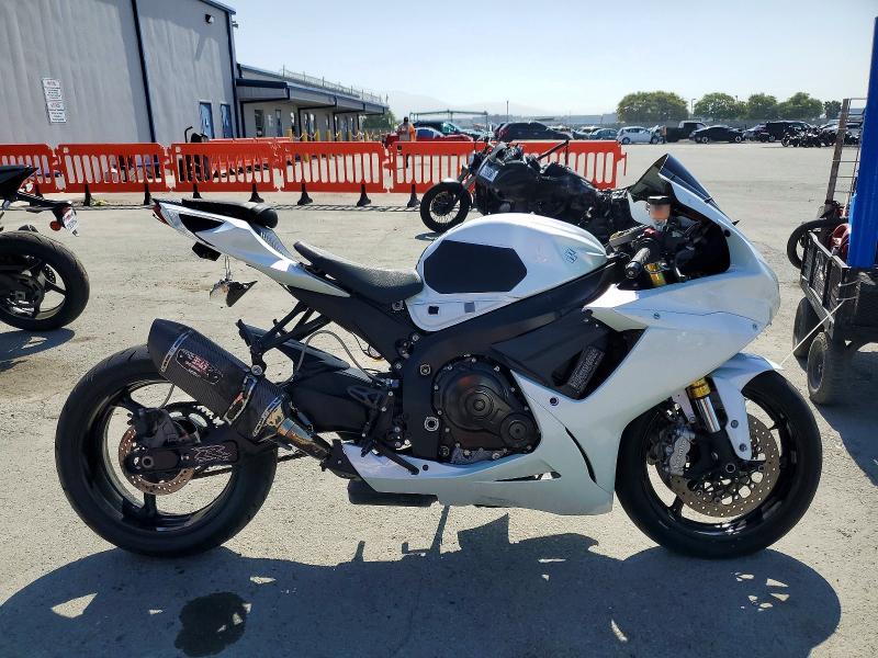 2023 Suzuki Gsx-r VIN JS1GR7MA6P7100714 COPART salvage auction — SIDE, Az - Cert Of Title - Salvage, sold $2,500 on 2026-07-16 (photo 1)